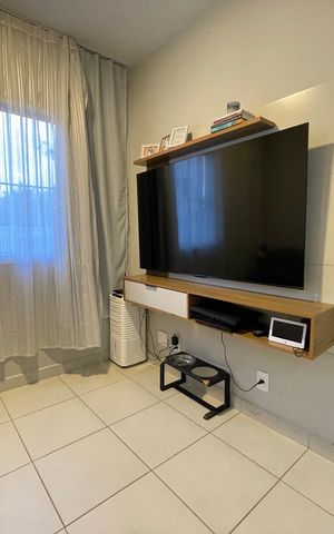 Apartamento à venda com 33m², 2 quartos e sem vaga Apartamento à venda com 33m², 2 quartos e sem vagaSala
