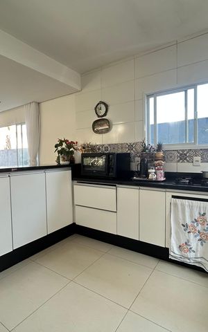Casa para alugar com 440m², 5 quartos e 4 vagas Casa para alugar com 440m², 5 quartos e 4 vagasCozinha