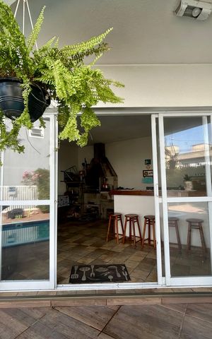 Casa para alugar com 440m², 5 quartos e 4 vagas Casa para alugar com 440m², 5 quartos e 4 vagasChurrasqueira