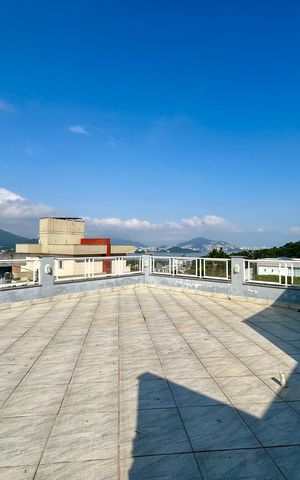 Casa para alugar com 440m², 5 quartos e 4 vagas Casa para alugar com 440m², 5 quartos e 4 vagasTerraço