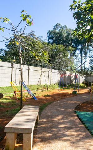Apartamento para alugar com 40m², 2 quartos e 1 vaga Apartamento para alugar com 40m², 2 quartos e 1 vagaÁrea comum - Playground