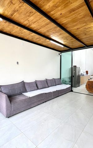 Casa à venda com 500m², 3 quartos e 5 vagasSala de TV