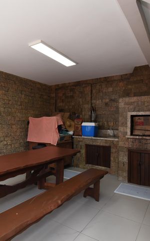 Casa à venda com 202m², 3 quartos e 3 vagasÁrea gourmet