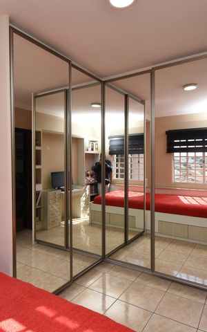Casa à venda com 202m², 3 quartos e 3 vagasQuarto 2