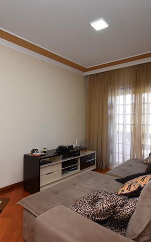 Casa à venda com 202m², 3 quartos e 3 vagasSala 2
