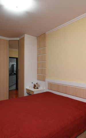 Casa à venda com 202m², 3 quartos e 3 vagasSuíte