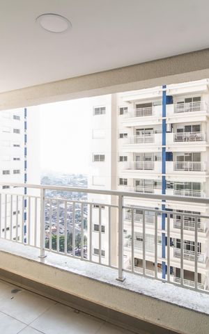 Apartamento para alugar com 55m², 2 quartos e 2 vagas Apartamento para alugar com 55m², 2 quartos e 2 vagasVaranda