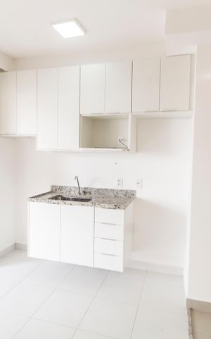 Apartamento para alugar com 55m², 2 quartos e 2 vagas Apartamento para alugar com 55m², 2 quartos e 2 vagasCozinha