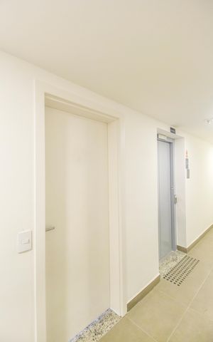 Apartamento para alugar com 55m², 2 quartos e 2 vagas Apartamento para alugar com 55m², 2 quartos e 2 vagasEntrada