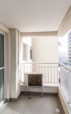Apartamento para alugar com 55m², 2 quartos e 2 vagas Apartamento para alugar com 55m², 2 quartos e 2 vagasVaranda