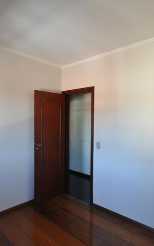 Casa à venda com 220m², 3 quartos e 3 vagasQuarto 3