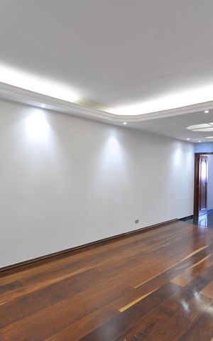 Casa à venda com 220m², 3 quartos e 3 vagasSala