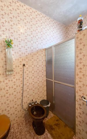 Casa à venda com 210m², 2 quartos e 2 vagas