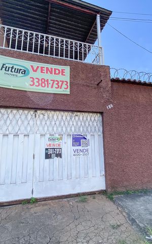 Casa à venda com 210m², 2 quartos e 2 vagas Casa à venda com 210m², 2 quartos e 2 vagasplaquinha instalada RMGS-176