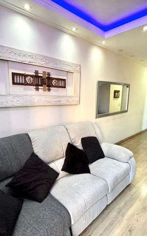 Apartamento à venda com 60m², 3 quartos e 1 vaga Apartamento à venda com 60m², 3 quartos e 1 vagaSala
