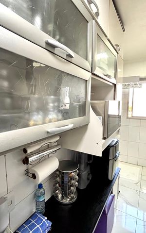 Apartamento à venda com 60m², 3 quartos e 1 vaga Apartamento à venda com 60m², 3 quartos e 1 vagaCozinha - Armários