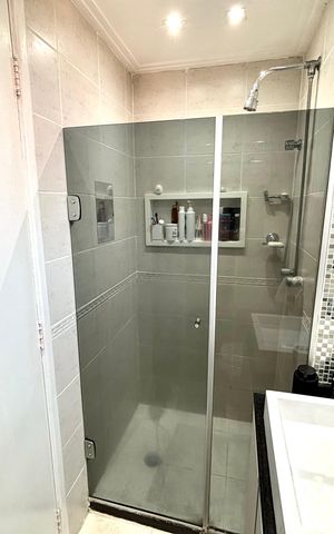 Apartamento à venda com 60m², 3 quartos e 1 vaga Apartamento à venda com 60m², 3 quartos e 1 vagaBanheiro