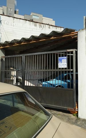 Casa para alugar com 60m², 1 quarto e sem vagaFachada