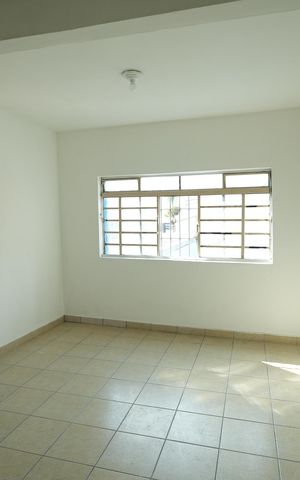 Casa para alugar com 60m², 1 quarto e sem vagaQuarto 1