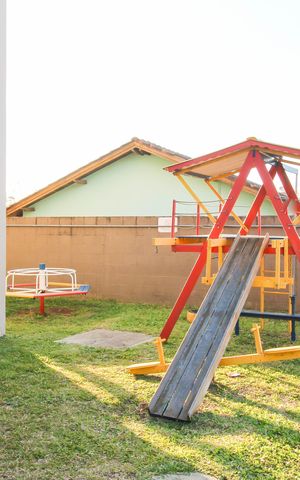 Apartamento para alugar com 48m², 2 quartos e 1 vaga Apartamento para alugar com 48m², 2 quartos e 1 vagaÁrea comum - Playground