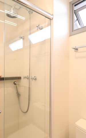 Apartamento à venda com 104m², 3 quartos e 2 vagasBanheiro da Suíte 2