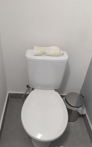Casa para alugar com 202m², 4 quartos e 2 vagas Casa para alugar com 202m², 4 quartos e 2 vagasLavabo 1