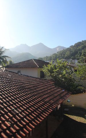 Casa de condomínio à venda com 275m², 5 quartos e 5 vagasEdícula - Vista
