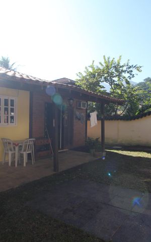 Casa de condomínio à venda com 275m², 5 quartos e 5 vagasÁrea Externa
