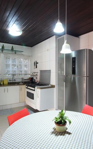 Casa de condomínio à venda com 275m², 5 quartos e 5 vagasCozinha