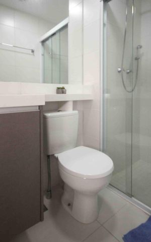 Apartamento à venda com 60m², 2 quartos e 1 vaga Apartamento à venda com 60m², 2 quartos e 1 vagaBanheiro Social
