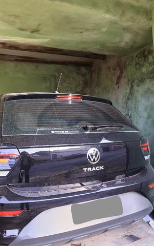 Casa à venda com 200m², 3 quartos e 1 vaga Casa à venda com 200m², 3 quartos e 1 vagaGaragem