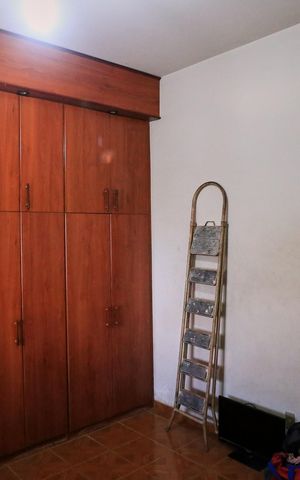 Casa à venda com 200m², 3 quartos e 1 vaga Casa à venda com 200m², 3 quartos e 1 vagaQuarto 1