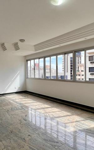 Apartamento para alugar com 210m², 4 quartos e 3 vagasSala