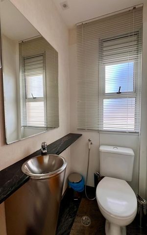 Apartamento para alugar com 210m², 4 quartos e 3 vagasLavabo