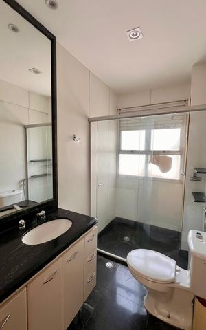Apartamento para alugar com 210m², 4 quartos e 3 vagasBanheiro da Suíte