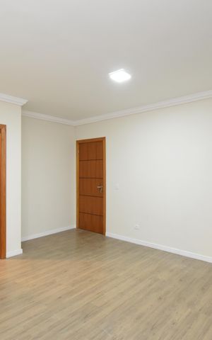 Casa à venda com 200m², 3 quartos e 4 vagasSuíte