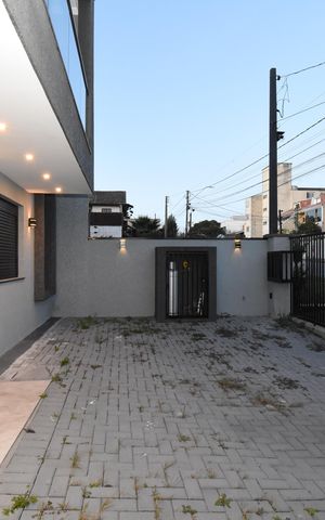 Casa à venda com 200m², 3 quartos e 4 vagasÁrea externa