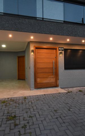 Casa à venda com 200m², 3 quartos e 4 vagasÁrea externa