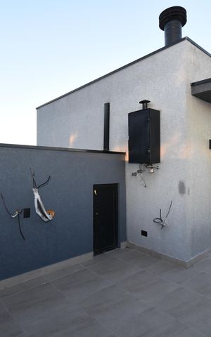 Casa à venda com 200m², 3 quartos e 4 vagasCobertura