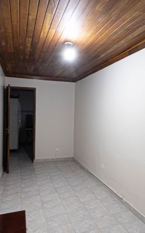 Casa à venda com 167m², 3 quartos e 2 vagas Casa à venda com 167m², 3 quartos e 2 vagasQuarto 3