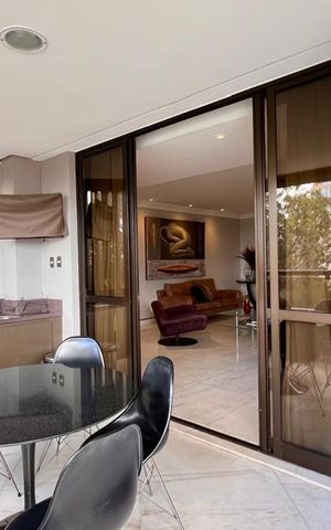 Apartamento à venda com 359m², 4 quartos e 4 vagasVaranda da Sala