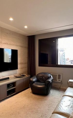 Apartamento à venda com 359m², 4 quartos e 4 vagasSala 2