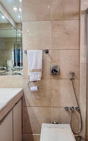 Apartamento à venda com 359m², 4 quartos e 4 vagasBanheiro social