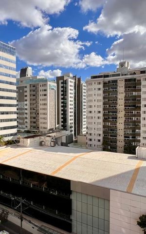 Apartamento à venda com 359m², 4 quartos e 4 vagasVista da Suíte