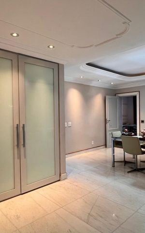 Apartamento à venda com 359m², 4 quartos e 4 vagasVaranda da Sala