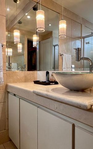 Apartamento à venda com 359m², 4 quartos e 4 vagasBanheiro social