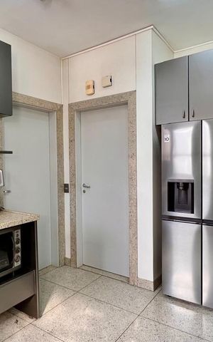 Apartamento à venda com 359m², 4 quartos e 4 vagasCozinha