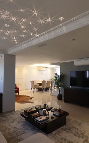 Apartamento para alugar com 340m², 5 quartos e 4 vagasSala