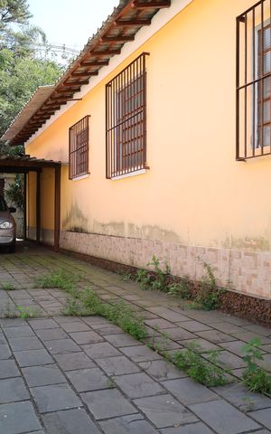 Casa à venda com 110m², 3 quartos e 4 vagasÁrea Externa
