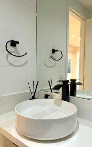 Studio à venda com 27m², 1 quarto e sem vaga Studio à venda com 27m², 1 quarto e sem vagaBanheiro